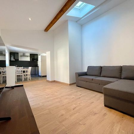Duplex De Bezons - Parking - Entre Centre-Ville Et Cite Medievale カルカソンヌ エクステリア 写真