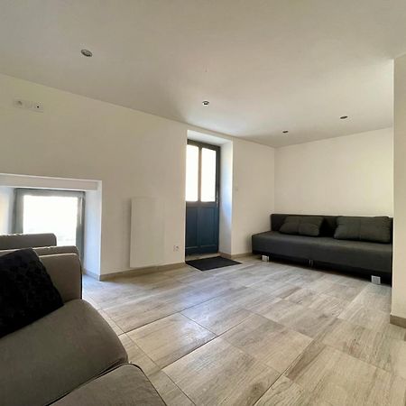 Duplex De Bezons - Parking - Entre Centre-Ville Et Cite Medievale カルカソンヌ エクステリア 写真